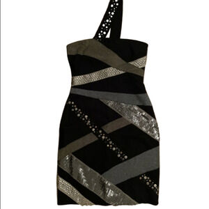 -- Elegant Black and Gold One-Shoulder Dress